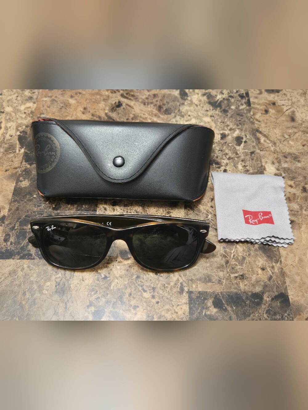 Ray-Ban New Wayfarer Turtle Shell With Case + Cloth RB 2132 902 52 18 3N